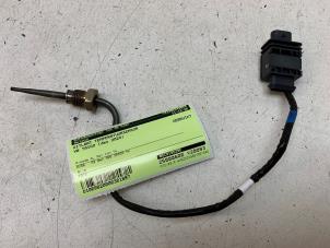 Gebruikte Uitlaat temperatuursensor Volkswagen Taigo 1.0 TSI 95 12V Prijs € 60,00 Margeregeling aangeboden door Autodemontage van de Laar