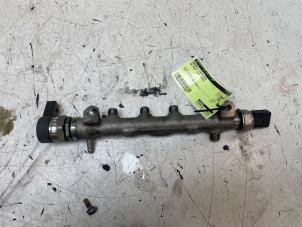 Gebruikte Injector brug Volkswagen Golf VII (AUA) 1.6 TDI BlueMotion 16V Prijs op aanvraag aangeboden door Autodemontage van de Laar