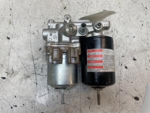 Gebruikte Rembol Toyota Yaris III (P13) 1.5 16V Hybrid Prijs € 250,00 Margeregeling aangeboden door Autodemontage van de Laar