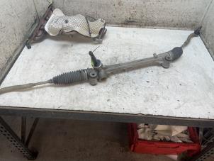 Gebruikte Stuurhuis Toyota Yaris III (P13) 1.5 16V Hybrid Prijs € 100,00 Margeregeling aangeboden door Autodemontage van de Laar