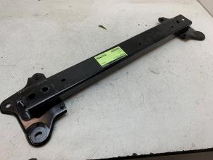 Gebruikte Dwarsbalk frontdeel Tesla Model 3 Long Range AWD 75 kWh Prijs € 125,00 Margeregeling aangeboden door Autodemontage van de Laar