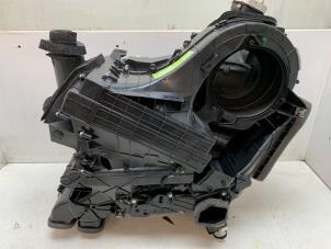 Gebruikte Kachelhuis Tesla Model 3 Long Range AWD 75 kWh Prijs € 225,00 Margeregeling aangeboden door Autodemontage van de Laar