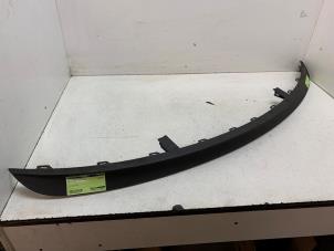 Gebruikte Spoiler achterbumper Tesla Model 3 Long Range AWD 75 kWh Prijs € 75,00 Margeregeling aangeboden door Autodemontage van de Laar