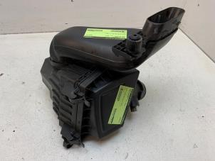 Gebruikte Luchtfilterhuis Ford EcoSport (JK8) 1.0 EcoBoost 12V 125 Prijs € 50,00 Margeregeling aangeboden door Autodemontage van de Laar