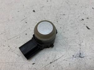 Gebruikte PDC Sensor Ford EcoSport (JK8) 1.0 EcoBoost 12V 125 Prijs € 25,00 Margeregeling aangeboden door Autodemontage van de Laar