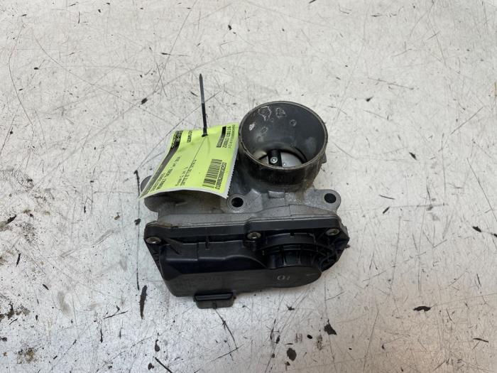 Gebruikte Injectiehuis Renault Twingo II (CN) 1.2 16V Prijs op aanvraag aangeboden door Autodemontage van de Laar
