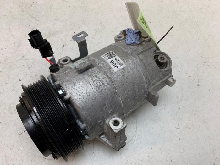 Gebruikte Aircopomp Kia Picanto (JA) 1.0 DPI 12V Prijs € 100,00 Margeregeling aangeboden door Autodemontage van de Laar