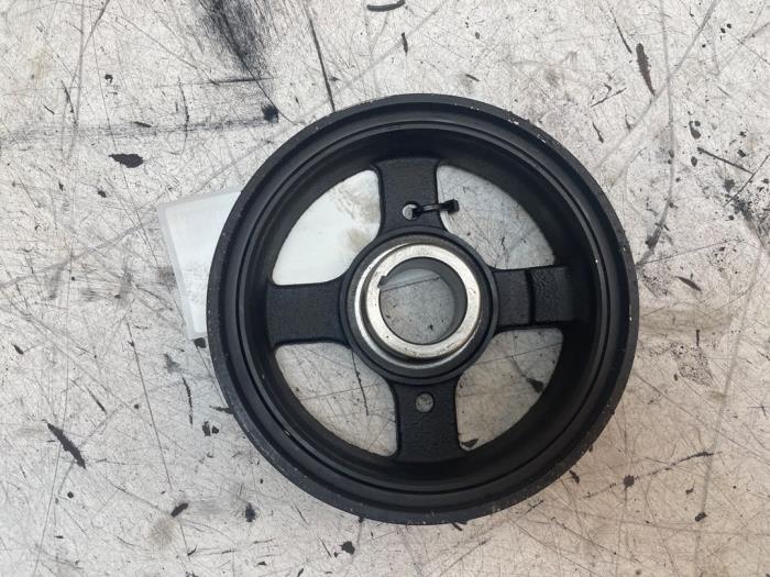 Gebruikte Krukas Poelie Toyota Yaris IV (P21/PA1/PH1) 1.5 12V Hybrid 115 Prijs op aanvraag aangeboden door Autodemontage van de Laar