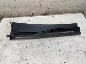 Gebruikte Paravent Citroen C3 Aircross I (2C/2R) 1.2 e-THP PureTech 110 Prijs op aanvraag aangeboden door Autodemontage van de Laar