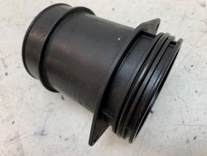 Gebruikte Luchtmassameter Ford Transit Connect 1.8 TDCi 90 Prijs op aanvraag aangeboden door Autodemontage van de Laar