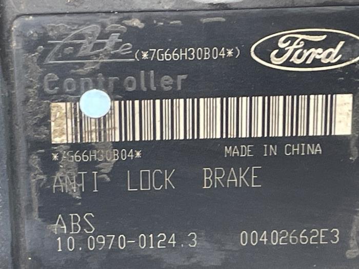 ABS Pomp van een Ford Focus 2 1.6 Ti-VCT 16V 2006