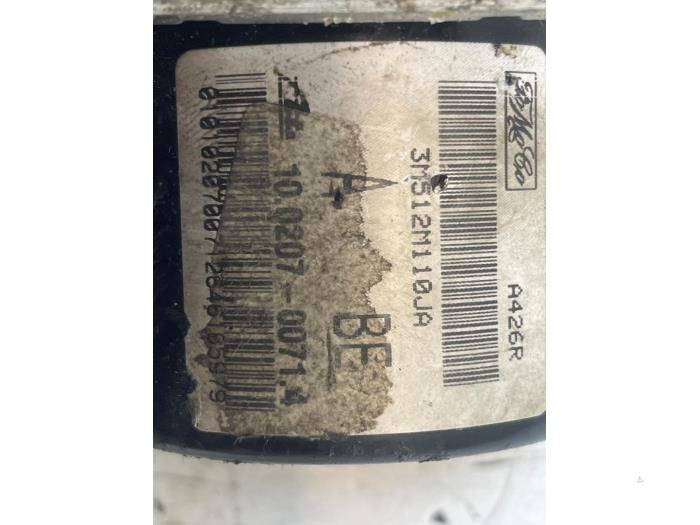 ABS Pomp van een Ford Focus 2 1.6 Ti-VCT 16V 2006