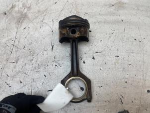 Gebruikte Drijfstang BMW 3 serie (F30) 320i 2.0 16V Prijs op aanvraag aangeboden door Autodemontage van de Laar