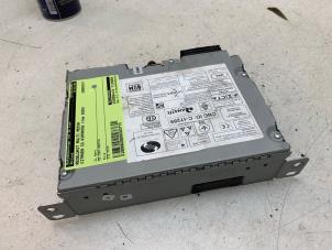 Gebruikte Regelunit Multi Media Citroen C3 Aircross I (2C/2R) 1.2 e-THP PureTech 110 Prijs € 235,00 Margeregeling aangeboden door Autodemontage van de Laar