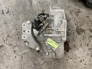 Gebruikte Versnellingsbak Volkswagen Tiguan (AD1) 1.4 TSI 16V Prijs € 650,00 Margeregeling aangeboden door Autodemontage van de Laar