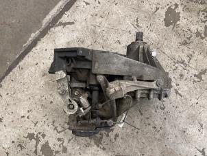 Gebruikte Versnellingsbak Volkswagen Transporter Prijs op aanvraag aangeboden door Autodemontage van de Laar