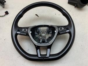 Gebruikte Stuurwiel Volkswagen Tiguan (AD1) 1.4 TSI 16V Prijs € 175,00 Margeregeling aangeboden door Autodemontage van de Laar