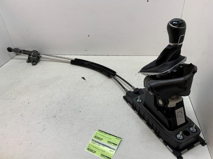 Gebruikte Schakelkabel Versnellingsbak Volkswagen Tiguan (AD1) 1.4 TSI 16V Prijs € 125,00 Margeregeling aangeboden door Autodemontage van de Laar