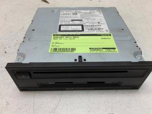 Gebruikte Regelunit Multi Media Audi A3 Sportback (8VA/8VF) 1.4 TFSI 16V Prijs € 450,00 Margeregeling aangeboden door Autodemontage van de Laar