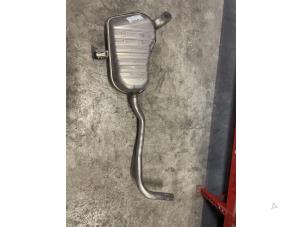 Gebruikte Uitlaat Einddemper Renault Scénic II (JM) 1.9 dCi 130 Prijs € 60,00 Margeregeling aangeboden door Autodemontage van de Laar