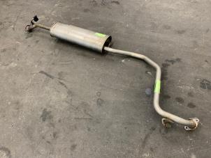 Gebruikte Uitlaat Middendemper Suzuki Swift (ZCE/ZDE) 1.2 VVT 12V Hybrid Prijs € 100,00 Margeregeling aangeboden door Autodemontage van de Laar