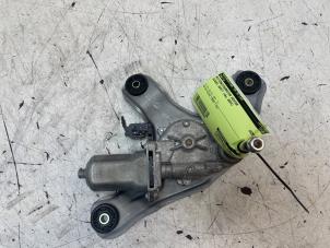 Gebruikte Ruitenwissermotor achter Suzuki Swift (ZCE/ZDE) 1.2 VVT 12V Hybrid Prijs € 50,00 Margeregeling aangeboden door Autodemontage van de Laar