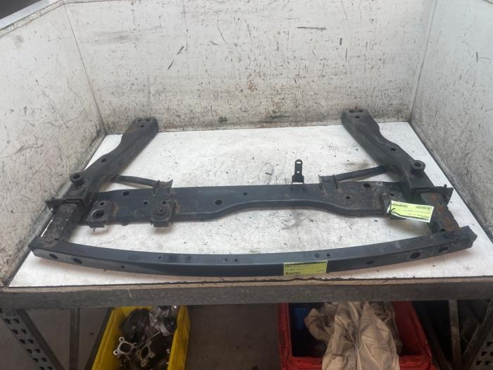 Gebruikte Subframe Nissan Qashqai (J11) 1.2 DIG-T 16V Prijs op aanvraag aangeboden door Autodemontage van de Laar