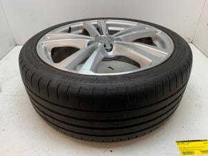 Gebruikte Velg + Band Audi S3 Sportback (8VA/8VF) 2.0 T FSI 16V Prijs op aanvraag aangeboden door Autodemontage van de Laar