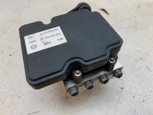 Gebruikte ABS Pomp Seat Ibiza V (KJB) 1.0 TSI 12V Prijs € 75,00 Margeregeling aangeboden door Autodemontage van de Laar