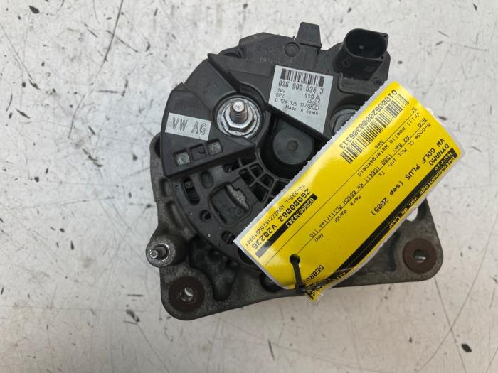 Gebruikte Dynamo Volkswagen Golf Plus (5M1/1KP) 1.4 16V Prijs € 50,00 Margeregeling aangeboden door Autodemontage van de Laar