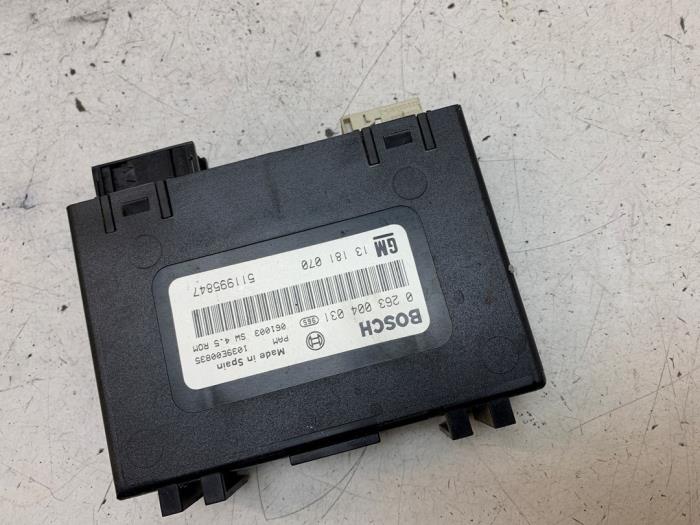 Gebruikte PDC Module Opel Zafira (M75) 2.2 16V Direct Ecotec Prijs € 35,00 Margeregeling aangeboden door Autodemontage van de Laar