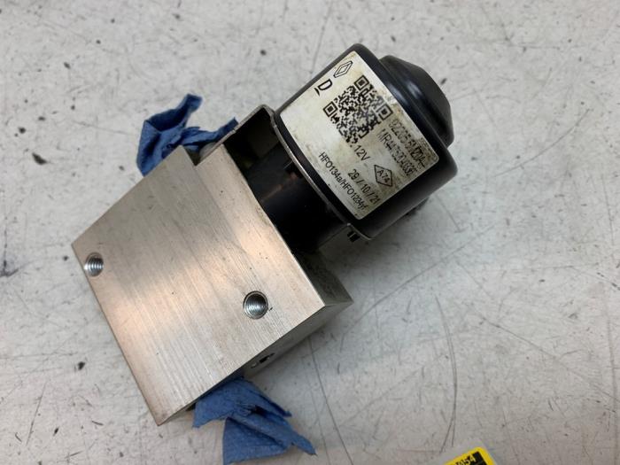 Gebruikte Airco expansieklep Renault Megane E-Tech (RCB) 60 kWh Prijs € 70,00 Margeregeling aangeboden door Autodemontage van de Laar