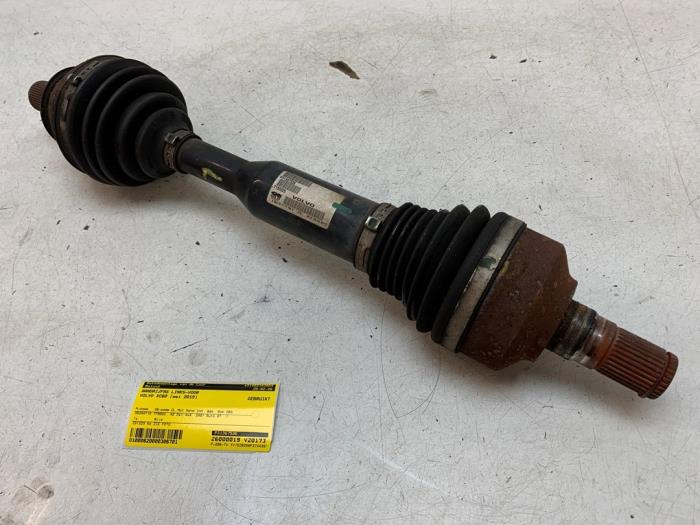 Gebruikte Aandrijfas links-voor Volvo XC60 I (DZ) 2.4 D5 20V AWD Geartronic Prijs € 130,00 Margeregeling aangeboden door Autodemontage van de Laar