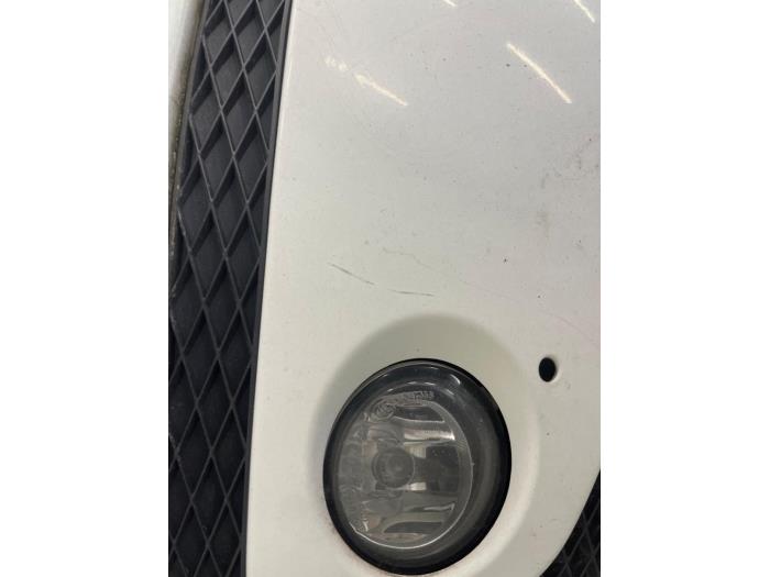 Voorbumper van een Volkswagen Up! (121) 1.0 12V 60 2012