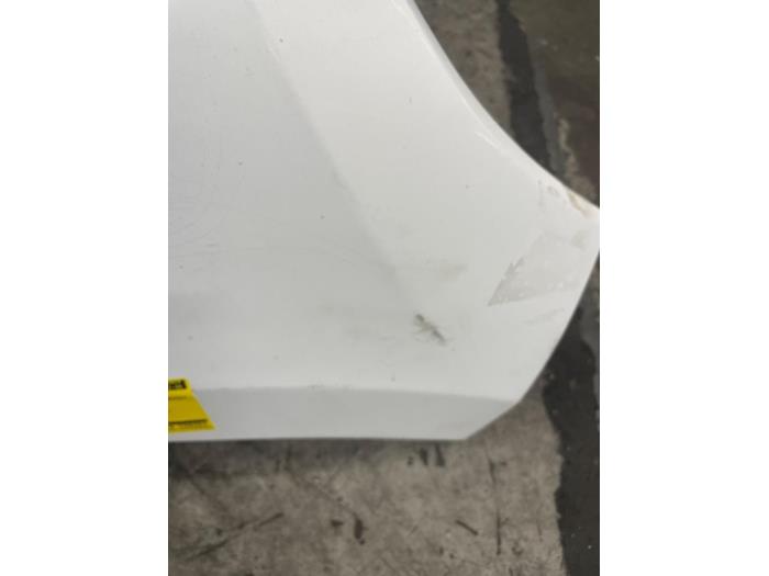 Voorbumper van een Volkswagen Up! (121) 1.0 12V 60 2012