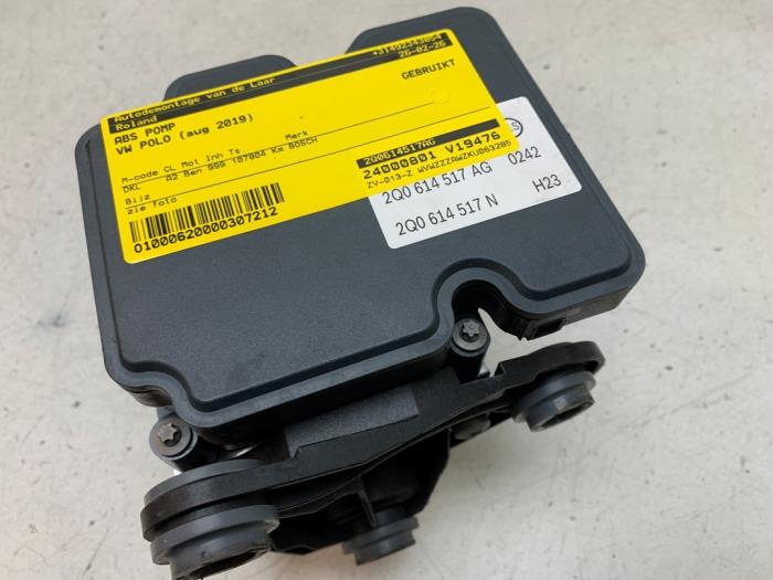 Gebruikte ABS Pomp Volkswagen Polo VI (AW1) 1.0 TSI 12V Prijs € 75,00 Margeregeling aangeboden door Autodemontage van de Laar