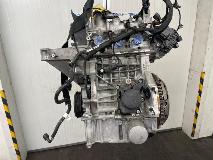Gebruikte Motor Seat Ibiza V (KJB) 1.0 MPI 12V Prijs € 1.200,00 Margeregeling aangeboden door Autodemontage van de Laar