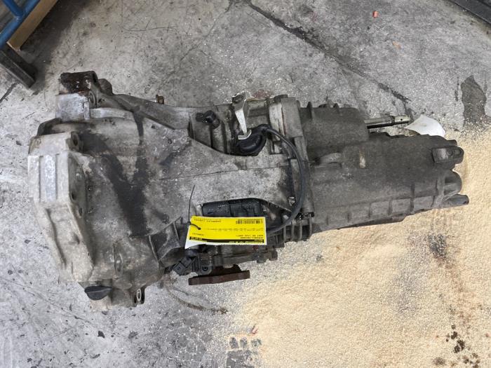 Gebruikte Versnellingsbak Audi A4 (B7) 2.0 20V Prijs € 375,00 Margeregeling aangeboden door Autodemontage van de Laar