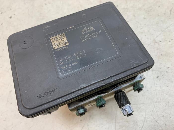 Gebruikte ABS Pomp Kia Picanto (JA) 1.0 DPi 12V Prijs € 100,00 Margeregeling aangeboden door Autodemontage van de Laar