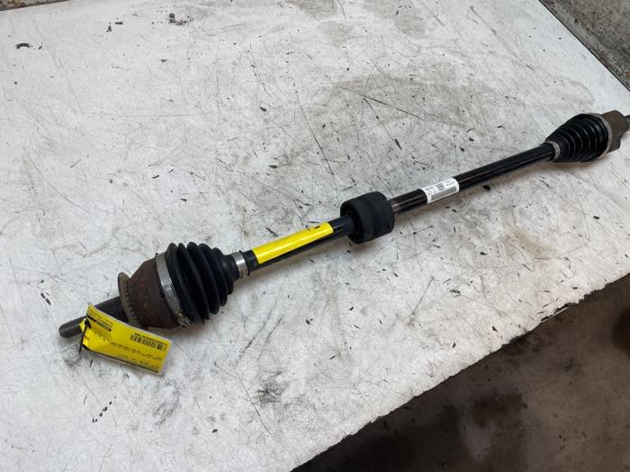 Gebruikte Steekas rechts-voor Seat Ibiza V (KJB) 1.0 MPI 12V Prijs € 225,00 Margeregeling aangeboden door Autodemontage van de Laar