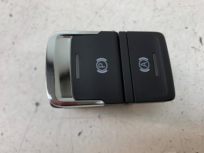 Gebruikte Handrem schakelaar Seat Leon (5FB) 1.0 TSI 12V Prijs op aanvraag aangeboden door Autodemontage van de Laar