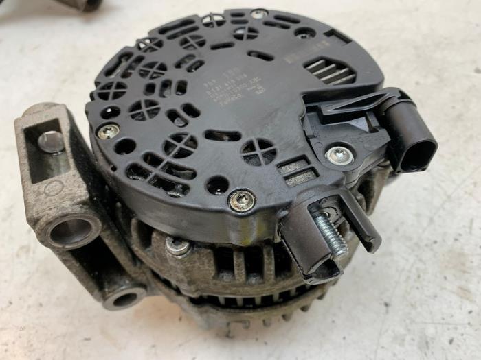 Gebruikte Dynamo Ford Mondeo IV Wagon 2.0 16V Prijs op aanvraag aangeboden door Autodemontage van de Laar