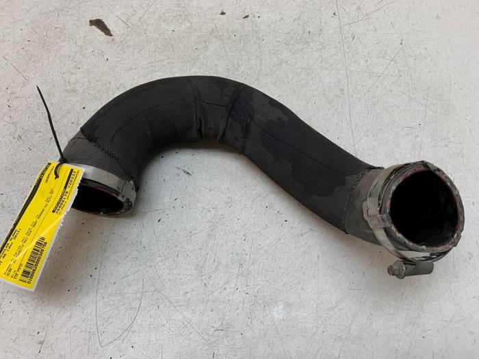 Gebruikte Intercooler Slang Audi A6 Avant (C7) 3.0 TDI V6 24V Quattro Prijs op aanvraag aangeboden door Autodemontage van de Laar