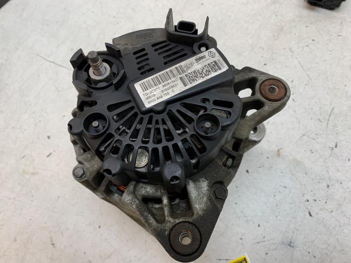 Gebruikte Dynamo Renault Megane III Grandtour (KZ) 1.2 16V TCE 115 Prijs € 50,00 Margeregeling aangeboden door Autodemontage van de Laar