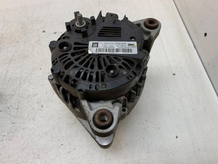 Alternator Opel Corsa D, 2006 / 2014 1.2 16V, Hatchback, Benzine, 1 229cc, 63kW (86pk), FWD, A12XER, 2009-12 / 2014-08 (Gebruikt)