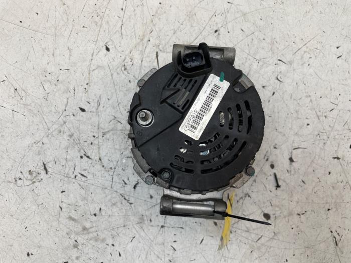 Gebruikte Dynamo Mercedes SLK (R171) 1.8 200 K 16V Prijs op aanvraag aangeboden door Autodemontage van de Laar