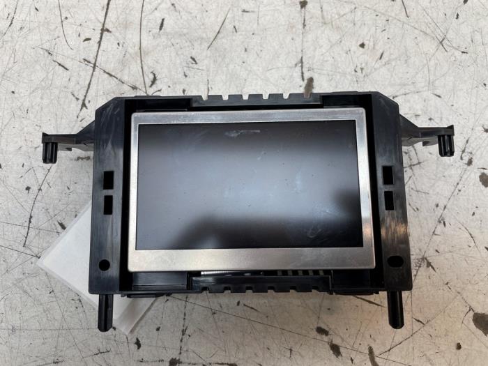 Gebruikte Display Interieur Ford Fiesta 6 (JA8) 1.0 SCI 12V 80 Prijs op aanvraag aangeboden door Autodemontage van de Laar