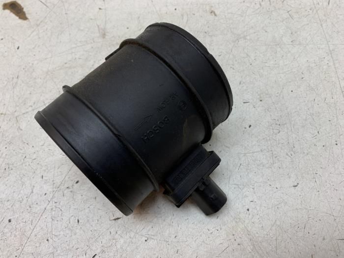 Gebruikte Luchtmassameter Opel Insignia 2.0 CDTI 16V 140 ecoFLEX Prijs € 25,00 Margeregeling aangeboden door Autodemontage van de Laar