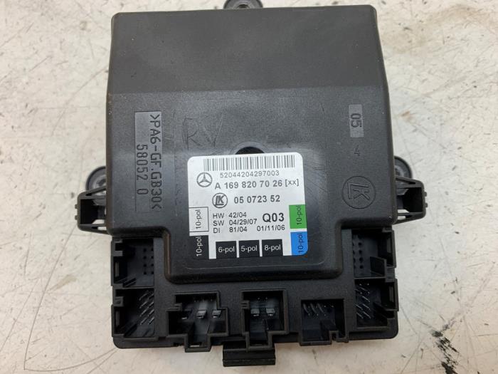 Gebruikte Deur module Mercedes A (W169) 1.7 A-170 5-Drs. Prijs € 25,00 Margeregeling aangeboden door Autodemontage van de Laar