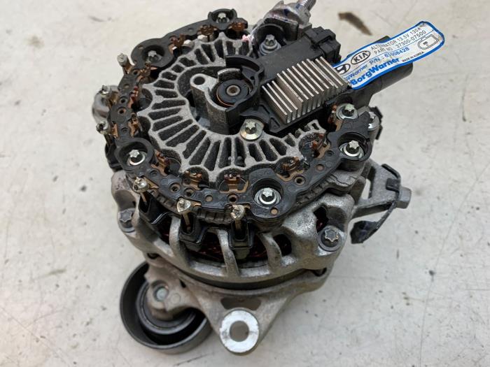 Gebruikte Dynamo Hyundai i10 1.0 12V Prijs € 60,00 Margeregeling aangeboden door Autodemontage van de Laar